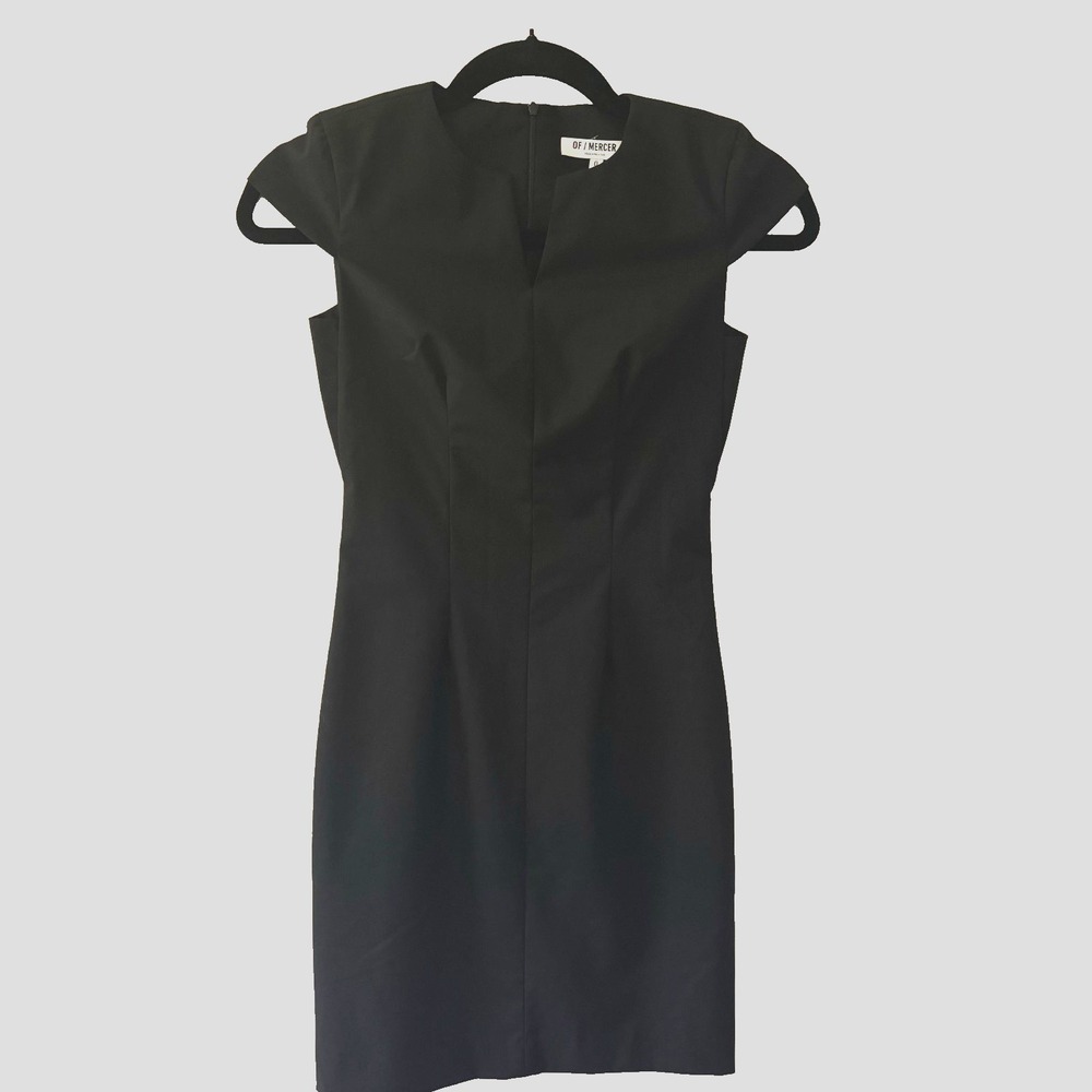 Of‎ Mercer Sheath Dress Womens Size 0 Black Excellent Cap Sleeve Notched Neck